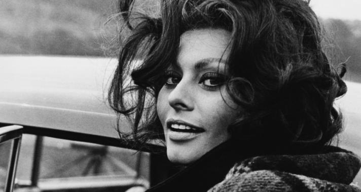 'Jobb felfedezni az életet és hibázni, mint biztonságban élni.' - kedvenc idézeteink Sophia Loren-től