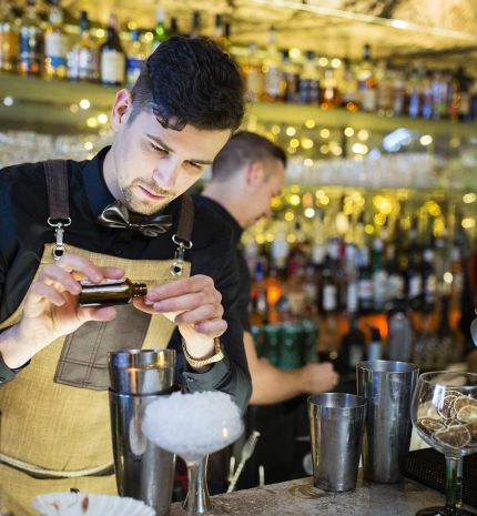 HUGO BOSS & HIGH NOTE SKYBAR : Illatos koktél élmény