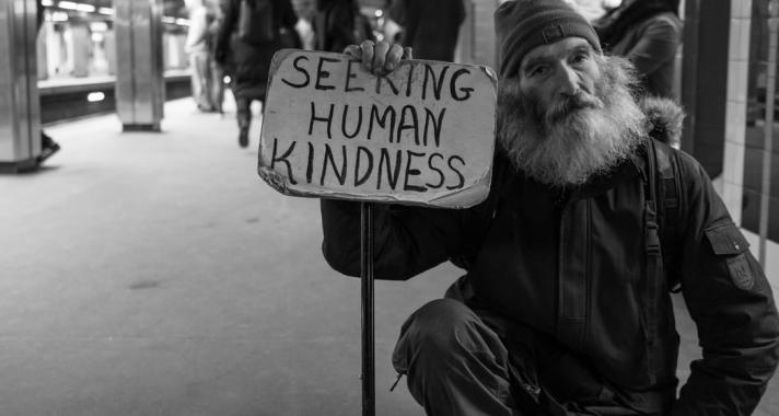 Te már vettél valaha Fedél nélkülit?