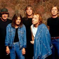 AC/DC Maximum Rock & Roll - Stylelife, divat, életmód, stílus