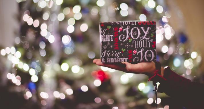 Amikor közel sem felhőtlen az ünnep - Így éld túl a karácsonyt egy idegesítő rokonnal