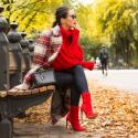 Stílusiskola: 10 csinos outfit piros csizmával