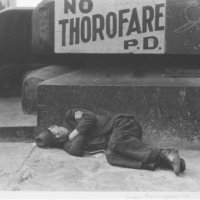 Unta a bankrablást - elaludt - , divat, életmód, stílus