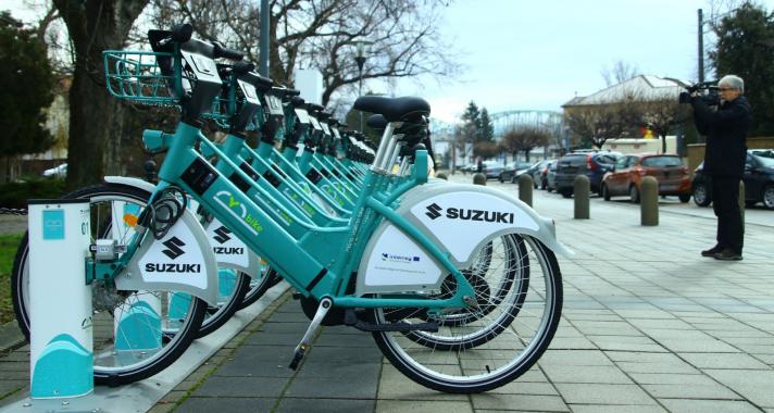 Két keréken a Magyar Suzuki támogatásával