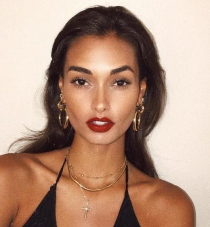 Top10: szájhangsúlyos sminkek videórandikhoz