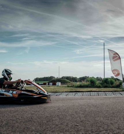 Újra megnyitott a drivingcamp - Indul a gokart szezon