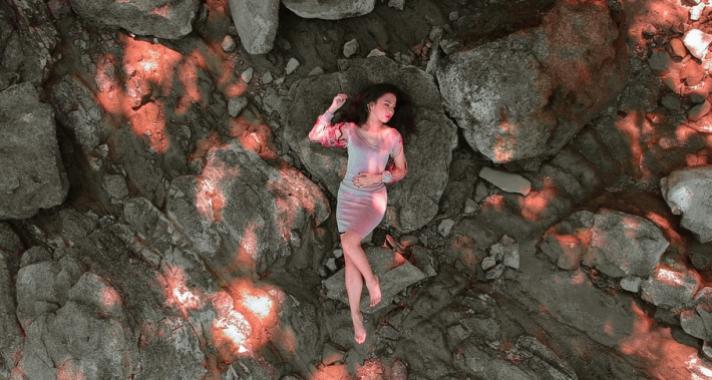 Ha a jelenemnek fordítok hátat, a saját boldogságomról mondok le