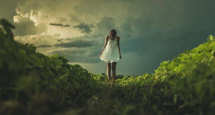 Miért is olyan egyszerű beleszeretni valakibe, aki introvertált?