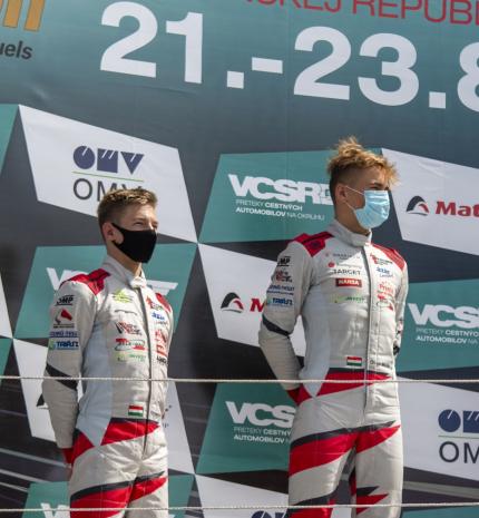 OLASZ FINÁLÉ A LEGAUTÓSPORTOSABB VADASPARKBAN