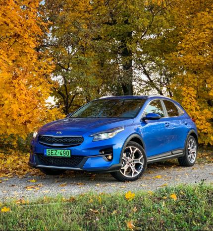 Autó & Motor - Minden benne van, ami kell – KIA Xceed Plug-in