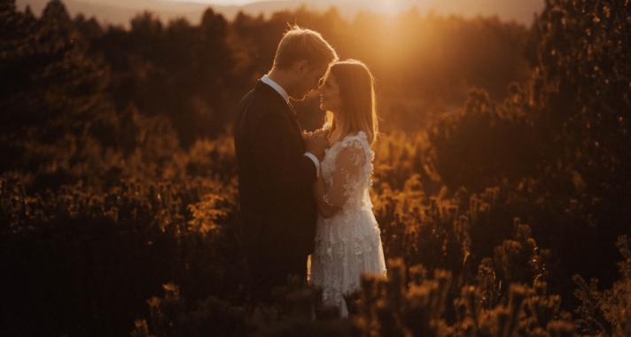 Sokszor nem az emberek változnak, csak az álarcok hullanak le