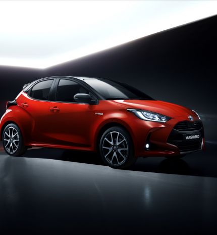 A vadonatúj Toyota Yaris és a Lexus LC Convertible is ott van a Világ Női Autója döntősei között