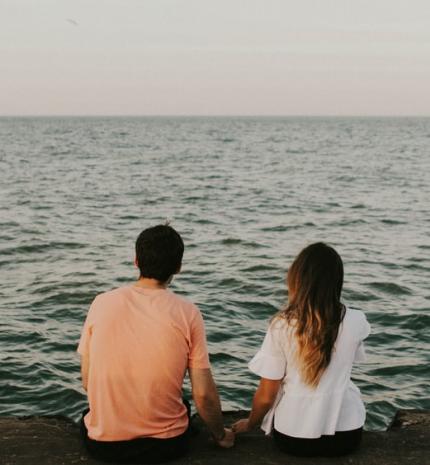 Egy bizonytalan ember mellett örök a bűntudat