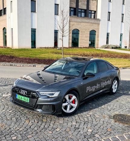 Igazgató úr – Audi A6 55 TFSI e quattro S tronic