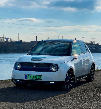 Honda e, mErt mEgérdEmlEm