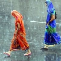 Az egyszerű, a nagyszerű, az örök: Esőkabát - , divat, életmód, stílus