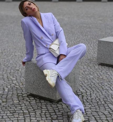 Stílusiskola: így viseld tavasszal a levendula színt