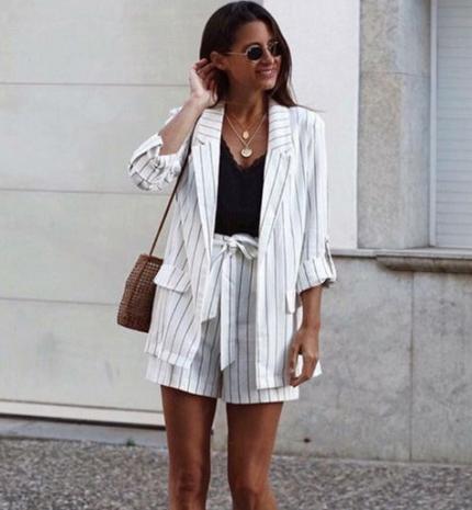 Divat & Stílus - Stílusiskola: fekete-fehér outfitek a tavaszi szezonra