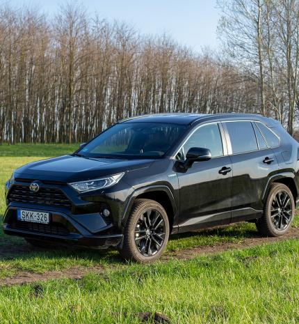 Black Cars Matter – Toyota Rav4 Black Edition