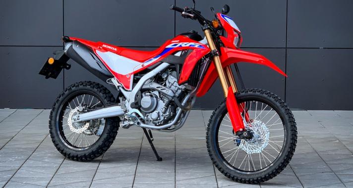 A boldog szöcske – Honda CRF300L