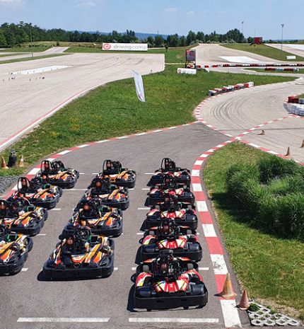 Adrenalinnal teli kikapcsolódási lehetőség a barátaiddal