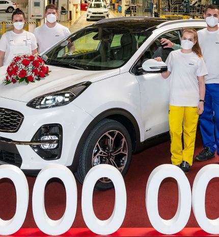 Elkészült a négymilliomodik autó Zsolnán, a Kia szlovákiai gyárában