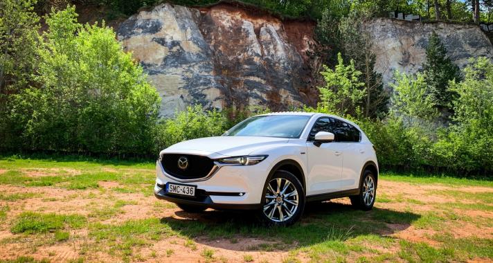 Komoly elvárás, némi csalódás – Mazda CX-5 100th years edition