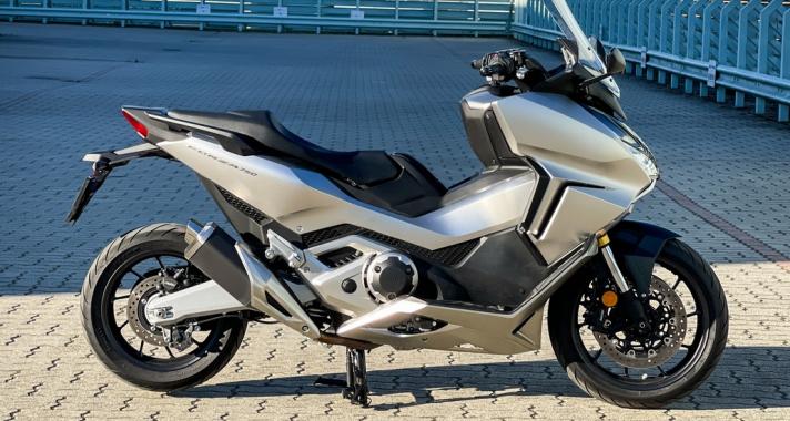 A robogómotorkerékpár – Honda Forza 750