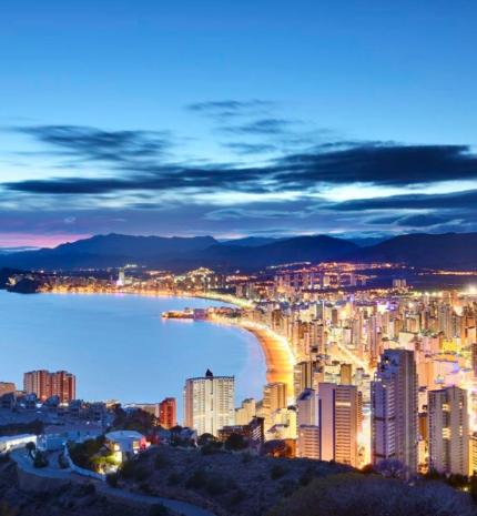 Irány Costa Blanca! Ahol vár rád az élet napos oldala
