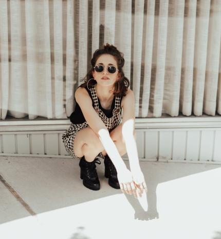 „Te most akkor miért és kinek öltöztél így ki?” – avagy így veszi el a társadalom a nő autentikus énjét