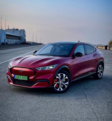 Gyit – E-paci! – Mustang Mach-E