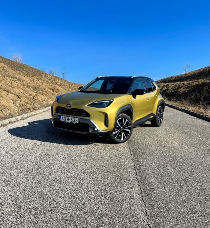 A méret relatív – Toyota Yaris Cross Adventure