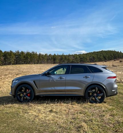 A Jaguar legélesebb foga – Jaguar F-Pace SVR