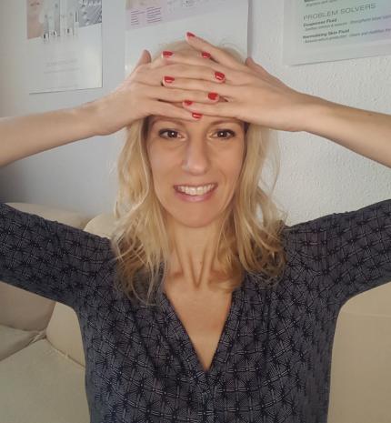 A sima, ránctalan homlok plasztikai beavatkozás nélkül