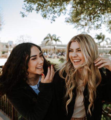 Miért szabadít meg a nevetés a stressztől?