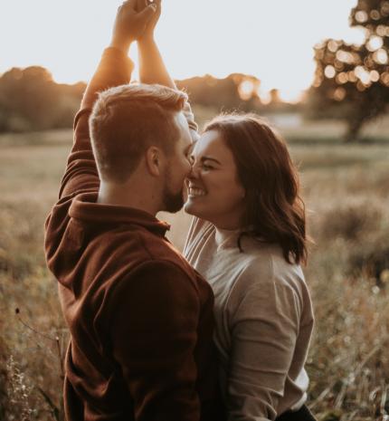 Amikor a kapcsolat nem csak folyamatos harc - Ilyen, ha egy érett nővel van dolgod