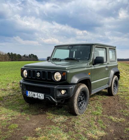 Befér a kiskapun is – Suzuki Jimny 1,5 VVT LCV