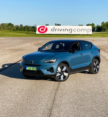 A jövő elektromos – Volvo C40 Recharge Twin Pro