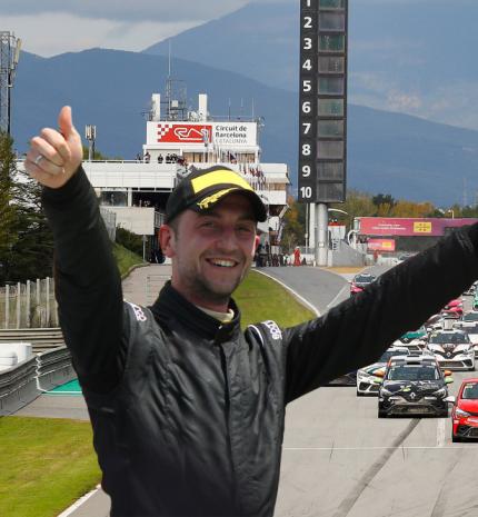 Tim Gábor közösségi adományozással indulna a Hungaroringen a Clio Cup Europe-ban