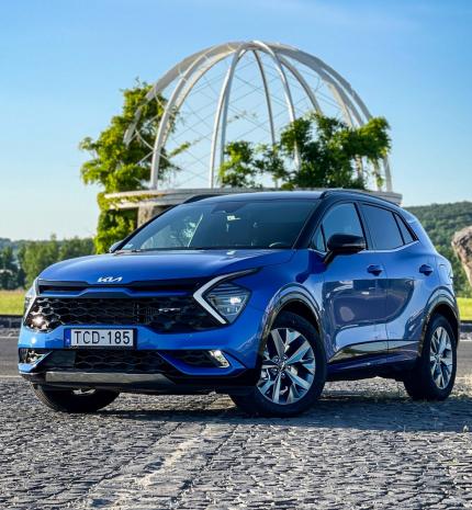Lehet van nála menőbb, de jobb nincsen – KIA Sportage 230 Hybrid GT-Line 4WD