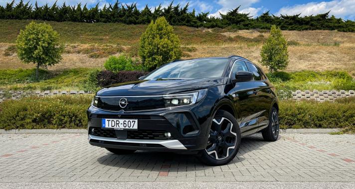Hozza a formát - Opel Grandland 1.5D