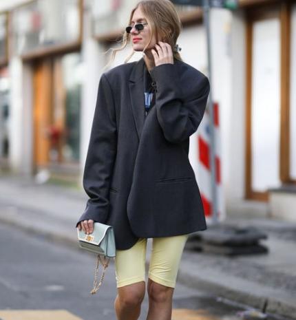 Stílusiskola: outfit ötletek oversize blézerekkel