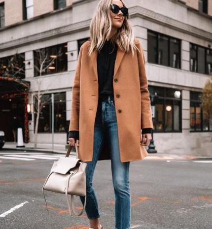 Stílusiskola: a legjobb basic outfitek farmernadrággal