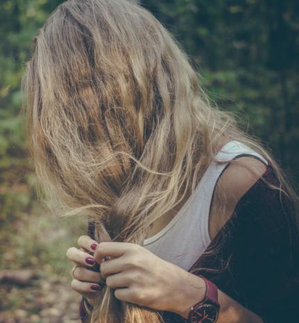 Aki saját magát nem szereti, azt mások sem fogják? - Ezt okozza a gyermekkori szeretethiány