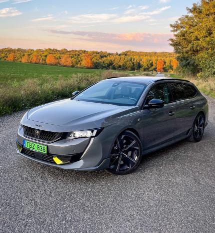 Sportkombi Peugeot módra – Peugeot 508 SW PSE PHEV