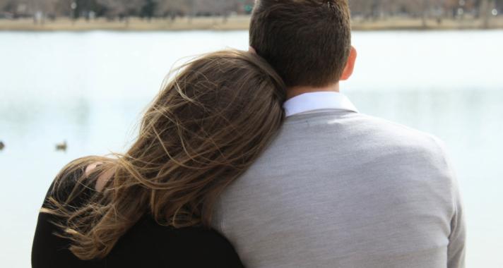 Megcsalás nélkül is elárulhatjuk egymást – alattomos belső árulásaink