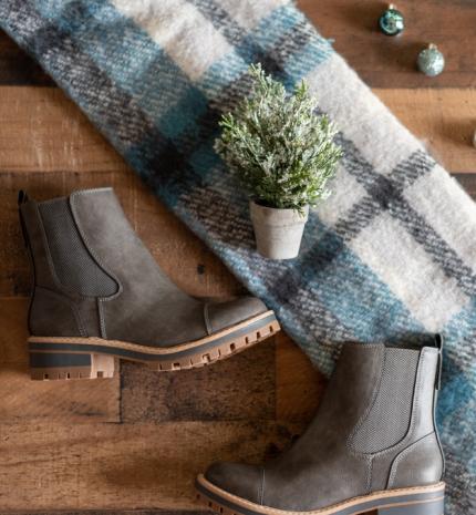 A bokacsizma az idei szezon slágere – nézd meg a legdivatosabb modelleket