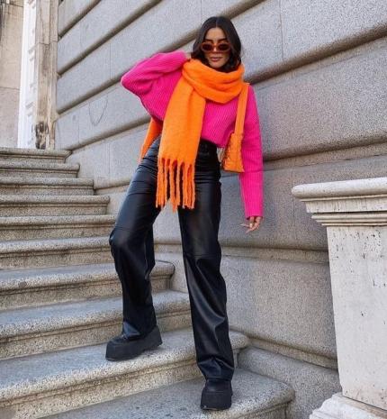 Stílusiskola: színes outfitek az őszi szezonra