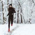 Így fuss télen: 4 tipp, ha a hideg időben is futócipőt húznál - Stylelife, divat, életmód, stílus