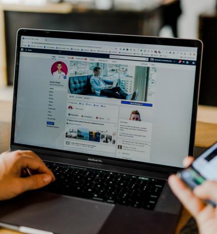 A közösségi média többet elvesz, mint amennyit ad